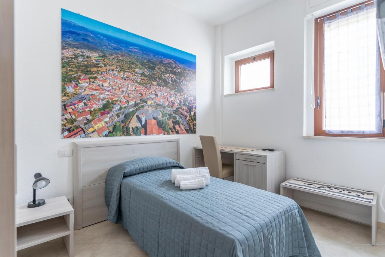 Hotel Dei Tacchi Osini Buitenkant foto